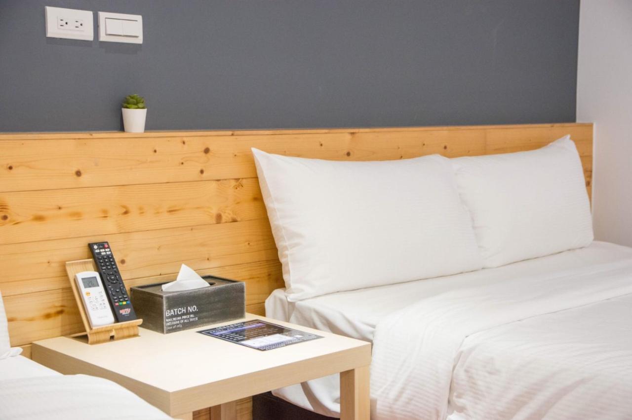 Deer Traveler Hostel Yuchi Exterior foto