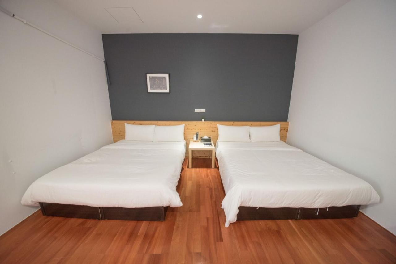 Deer Traveler Hostel Yuchi Exterior foto